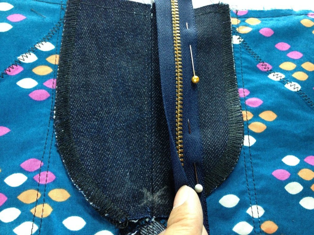 Liana Stretch Jeans Sewalong Day 8 Place zipper