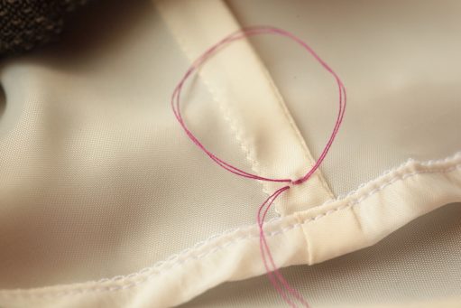 4 Easy Ways to Tack Your Lining | Itch to Stitch