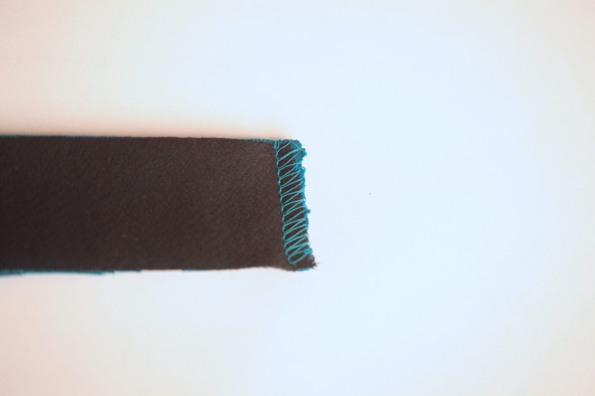 How to Sew a Sharp Corner Without Clipping Itch to Stitch