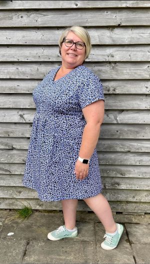 Expanded Sizes: Celeste Dress | Itch to Stitch