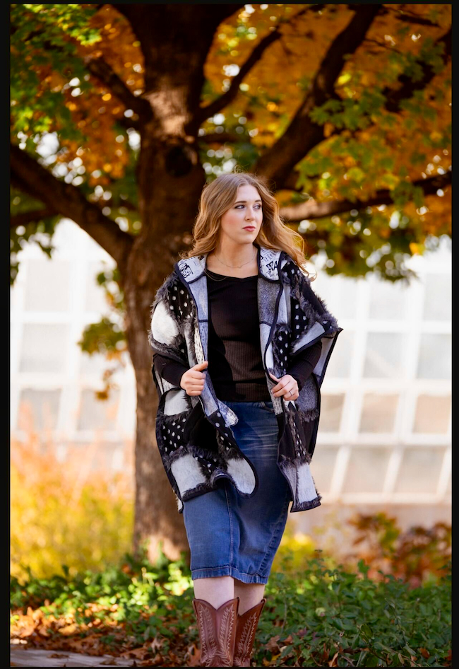 Itch to Stitch Koersel Cape PDF Sewing Pattern