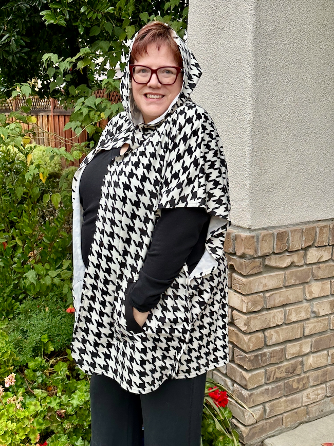 Itch to Stitch Koersel Cape PDF Sewing Pattern