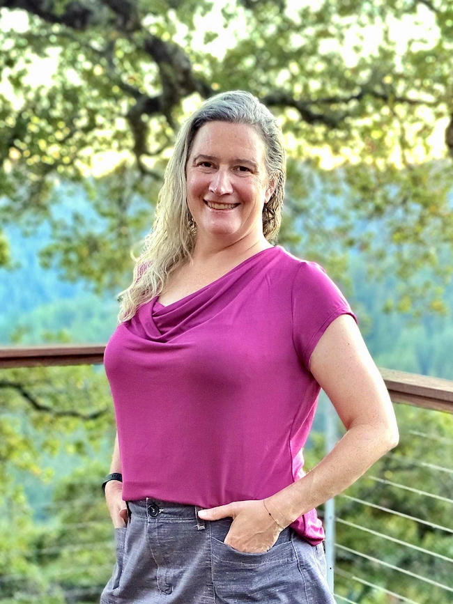 Itch to Stitch Iguazu Top PDF Sewing Pattern