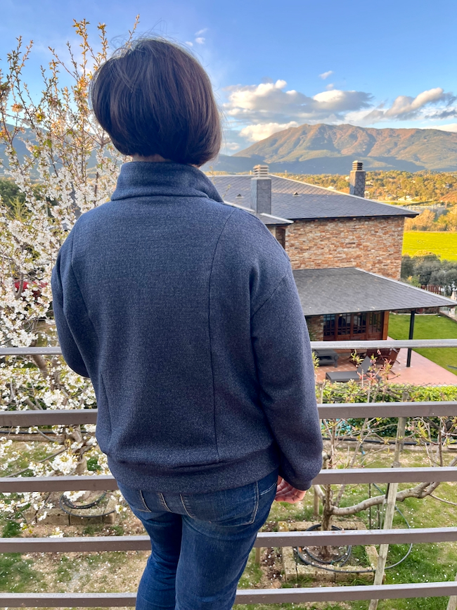 Itch to Stitch Brisas Pullover PDF Sewing Pattern